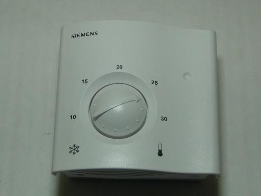 Термостат комнатный Siemens